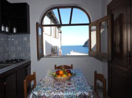 NIMA Holidays Home, hostal o pensión en Canneto