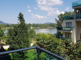 Danube Dream Superb view & garage