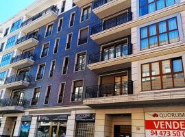 Karmelo junto al metro, hotel with hot tubs in Bilbao