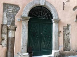 Appartamento nel Borgo, vacation rental in Orte