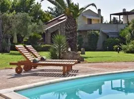 Luxurious Sunny Villa near the beach with a pool