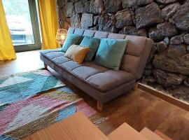 Ti Chôa - Casa da Praça, hotel v destinaci Angra do Heroísmo