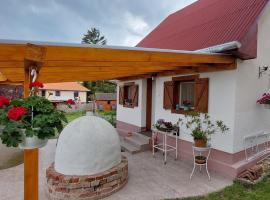 Small House Apartment, casa de hóspedes em Kerepes