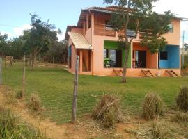 Pouso dos Sonhos Suítes Lapinha da Serra: Santana do Riacho'da bir orman evi