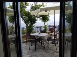 Zennova #2 Mount Athos & Sea View, hotell i Pyrgadikia