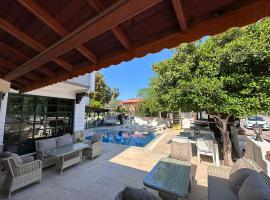 Kutberk Hotel Kemer, bed and breakfast en Kemer