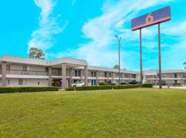 Studio 6 Texarkana TX: Texarkana şehrinde bir otel