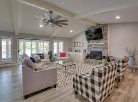 Hot Springs Village Lake House with Deck