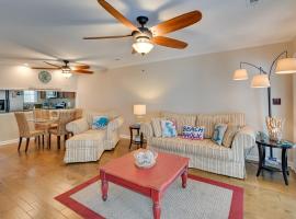 Coastal Vacation Rental - 2 Mi to Huntington Beach, hotel near Brookgreen Gardens, Myrtle Beach