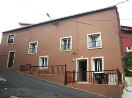 Casa da Castañuela, hotel en Muros