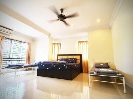Puchong Semi D Homestay spacious 4 rooms, παραθεριστική κατοικία σε Puchong