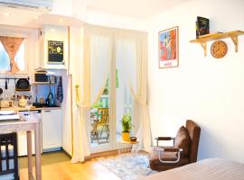 Haliviera - Golden Square, 1min from beach, spa hotel in Nice