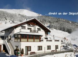 Chalet Alpenblick, cabin in Fiss