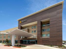 La Quinta Inn & Suites by Wyndham Round Rock near Kalahari, ξενοδοχείο σε Round Rock