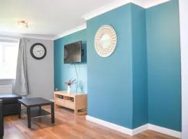 Willenhall Oasis Retreat - Serene House Rental