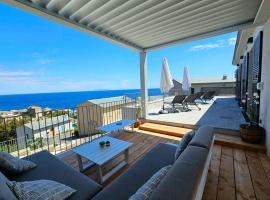 Superbe villa avec piscine- Erbalunga Cap Corse, family hotel in Brando