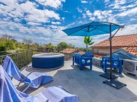 Holiday house STONE with jacuzzi