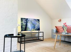 Scandinavian Apartment Hotel - Lunden 1 - Central 3 bedroom apartment on two floors, hotel in Horsens