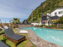 Palmeira House - Fernandes Cottage, hôtel pas cher à Ponta Delgada