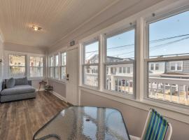 Seaside Escape with Room to Roam - Large Beach House, vacation rental in Ventnor City