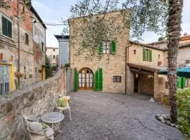Lajatico Rentals - Casa di Alice nel Borgo