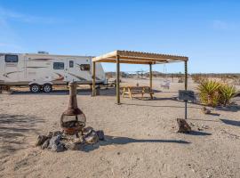 JT Village Campground - Bunkhouse, κάμπινγκ σε Joshua Tree