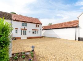 Lillie Cottage, hotel with parking in Brisley