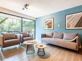 Parque España 21 by Wynwood House