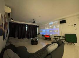 Lux 3BR max 25pax Projector 160inch Netflix Iskandar Puteri near Legoland, apartment in Kangkar Pendas