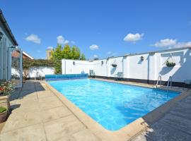 The Old Coach House, hotell i Cawston