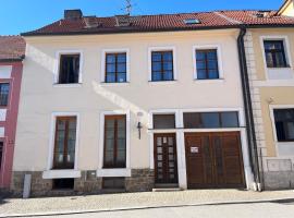 Ubytování U Hradu, hotel v Nových Hradech