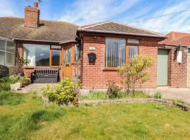 Bungalow by the Sea, semesterhus i Cleveleys