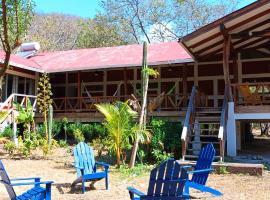 Piancito, Playa el Coco, Hotel mit Parkplatz in Escameca