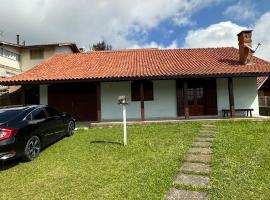 Casa Ipê, villa em Monte Verde