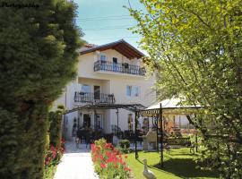 Pension Lale – apartament w mieście Peštani