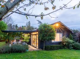 The Chefs Cottage, hotel sa parkingom u gradu Feilding