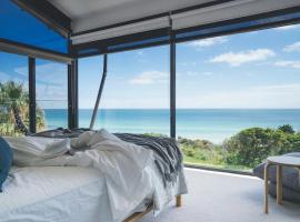 Mills Beach House- SUNDAY FOR FREE, αγροικία σε Mornington