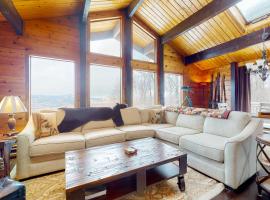 Mountain View Chalet, holiday rental in West Dover