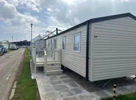 Sunnymede E11 Keyshare Holiday lets 8 Berth