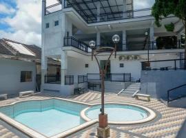 RedDoorz Plus near Taman Rekreasi Selecta 2, hotel v destinaci Selecta