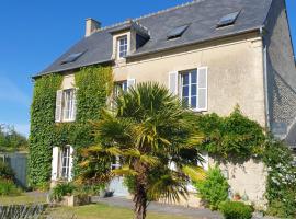 LE CLOS POULAIN Petits gîtes de charme et chambres d'hôtes Familiales au calme proche Bayeux et des plages, ваканционно жилище в Nonant