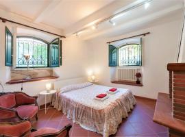 Villa Novecentesca in VERSILIA - Beach House -, hotel u gradu 'Massa'