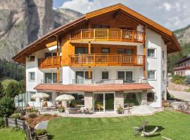 Apartments Aghel ***S, appart'hôtel à Selva di Val Gardena