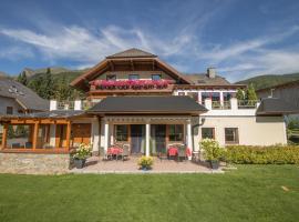 Lungau Apartment - Ferienwohnung Haus Esl, hotel v destinaci Hintergöriach