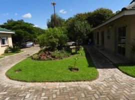 2 bedroomed apartment with en-suite and kitchenette - 2071, apartment in Harare