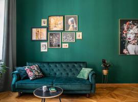 Stylish 3-Suites Apt by the Prague Castle - N2