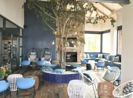 Ballito Hills - Ocean View, Queen Bed & Free Wi-Fi