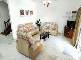 88 Homestay Teluk Intan 5 minutes to Leaning Tower, hotel in Teluk Intan