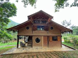 Eco Lodge, vikendica u gradu 'Alto Paraíso de Goiás'