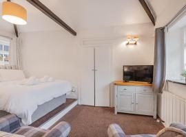 Cottage 5 mews Studio – hotel w mieście Keswick